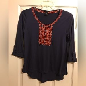 Cute shirt for back to school size medium. Cute